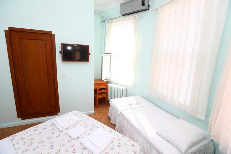 Albergue Yeni Hotel
