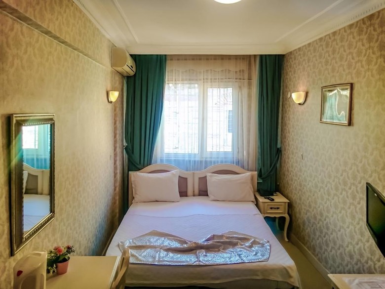 Aleph Hotel