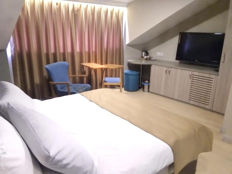 Jakaranda Hotel