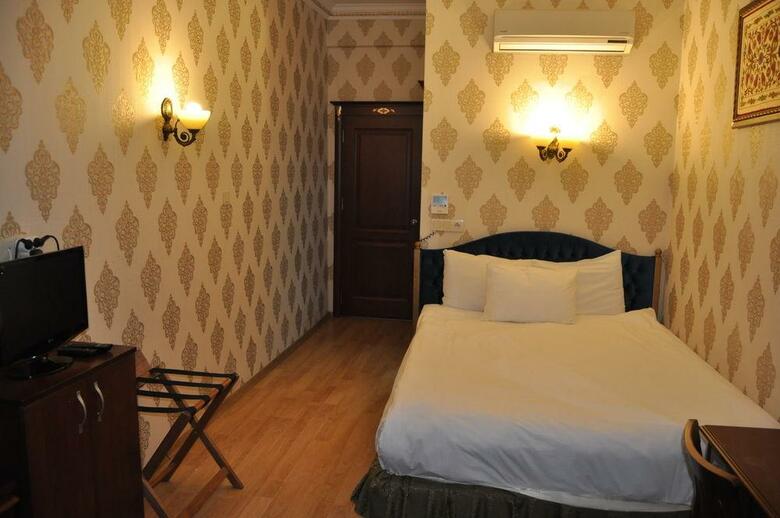 Basileus Hotel