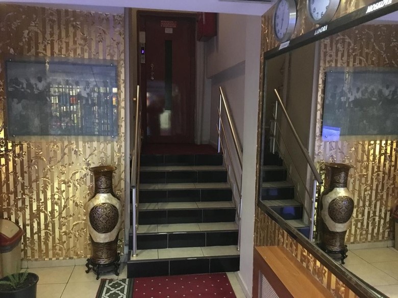 �r�n Hotel