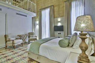 66 Saint Paul�s & Spa
