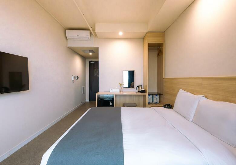 Jk Blossom Hotel