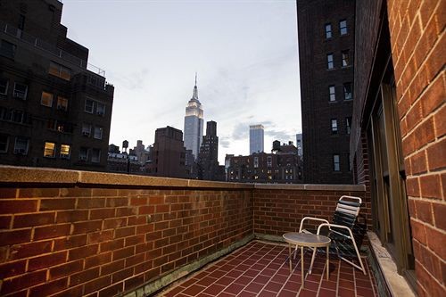 Hotel Murray Hill East Suites