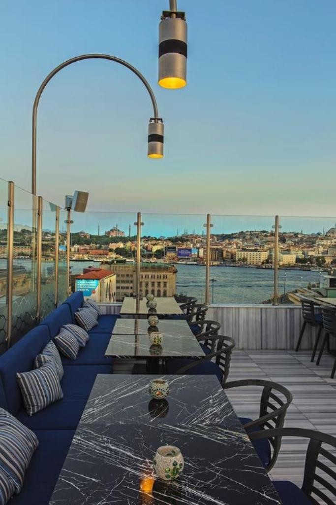 The Purl Hotel