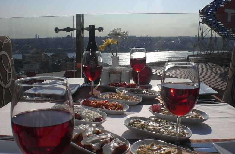 Hotel Troya
