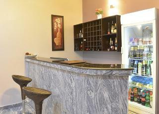 Hotel Sheer Luxury Apartments & Suites