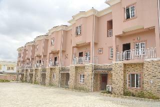 Hotel Sheer Luxury Apartments & Suites