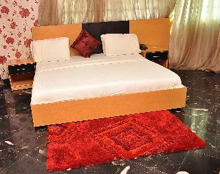 Hotel Topaz Luxury Suites & Apartments