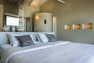 Hotel F Zeen