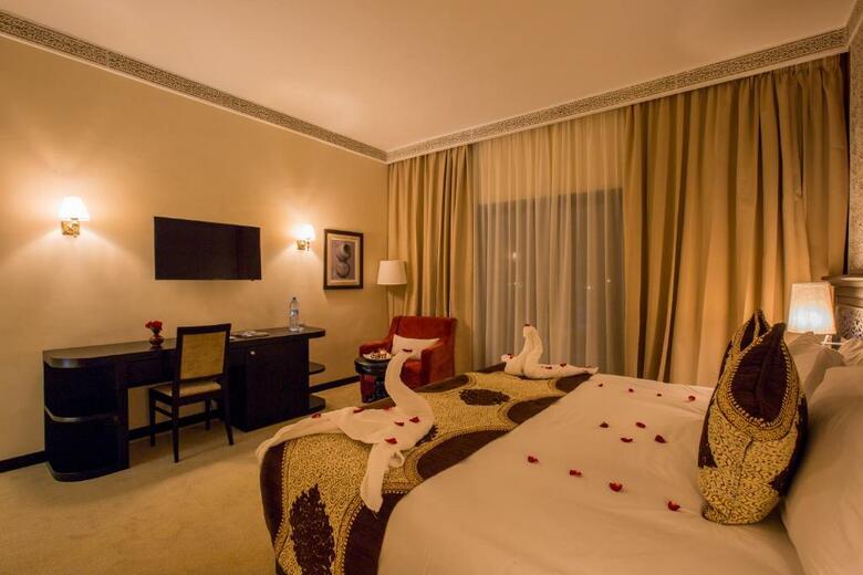 Hotel Riad Ennakhil And Spa