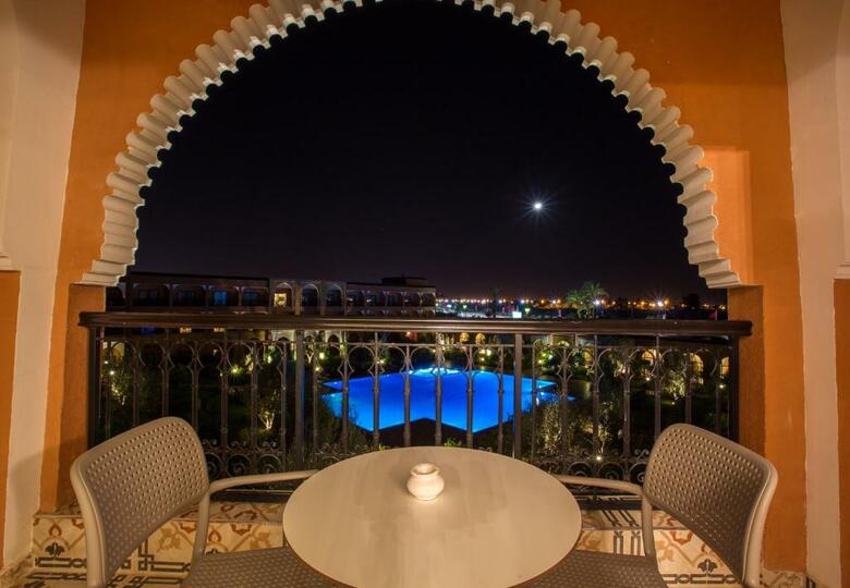 Hotel Riad Ennakhil And Spa