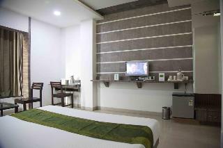 Oyo 1000 Hotel Admiral Suites