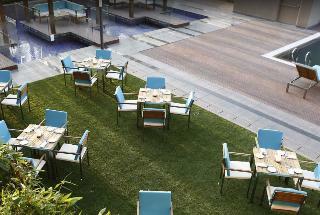Hotel Courtyard By Marriott Surat
