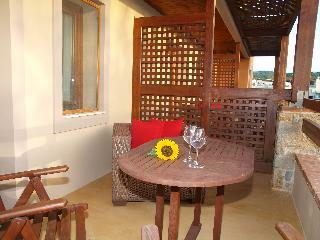 Mylos Hotel & Apartments