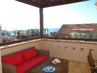 Mylos Hotel & Apartments