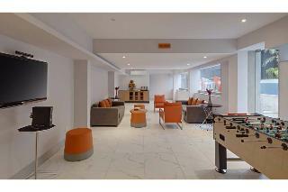 Hotel Zone By The Park Infantry