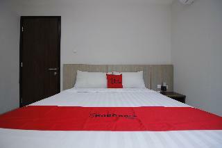 Hotel Reddoorz Plus @ Tb Simatupang