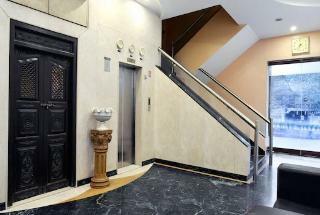 Hotel Mint Salisbury Park Pune