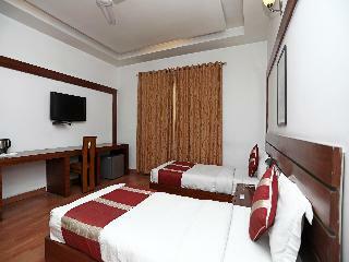 Oyo 4258 Hari's Court Inns & Hotels