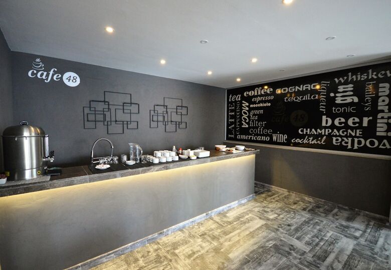 The Hotel 48