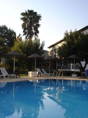 Hostal Villa Rhapsody Pension