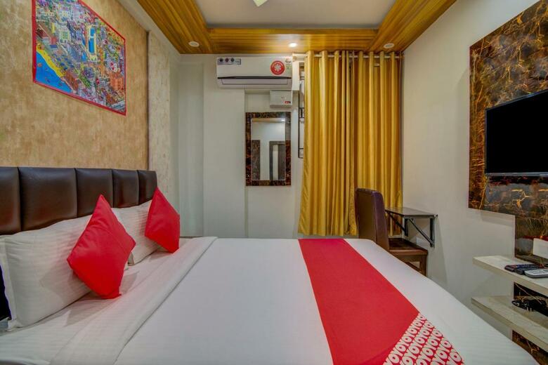 Hotel Oyo 11915 Varcity Park