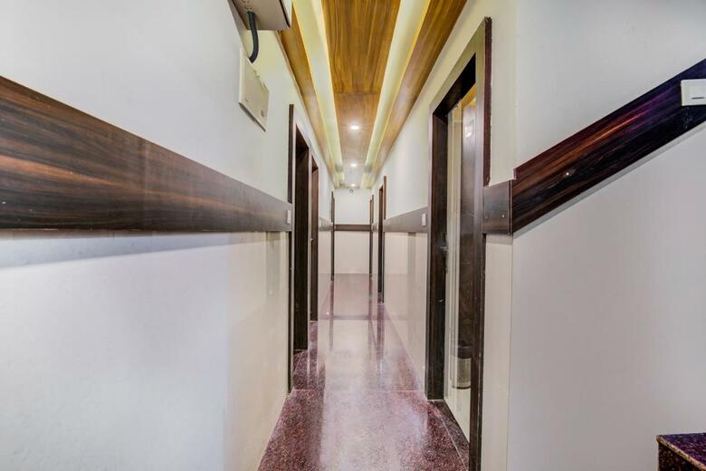 Hotel Oyo 11915 Varcity Park