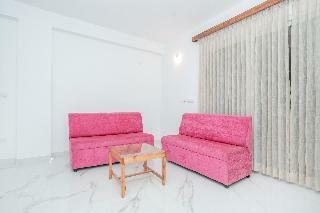 Hotel Oyo 12045 Pinewood Premium Suites