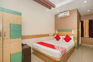 Hotel Oyo 436 Emirates Suites