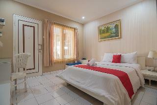 Reddoorz Near Setrasari Mall 2