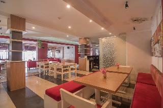 Reddoorz Near Setrasari Mall 2