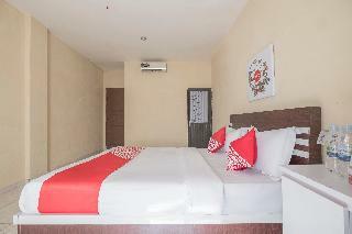 Hotel Oyo 1075 Rumah Indah Losari Inn