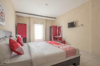 Hotel Oyo 1075 Rumah Indah Losari Inn