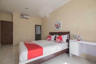 Hotel Oyo 1075 Rumah Indah Losari Inn
