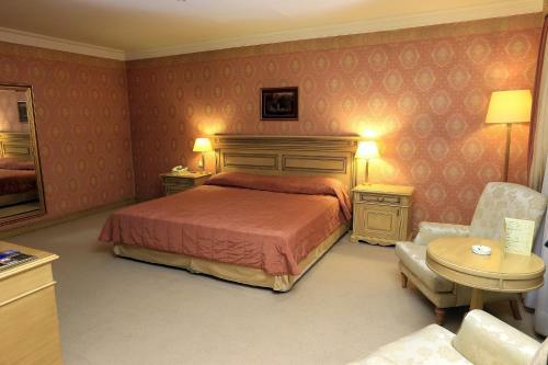Savon Hotel