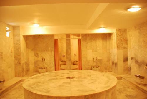 Crystal Kaymakli Hotel & Spa