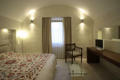 Posada Kasr-i Nehroz Hotel