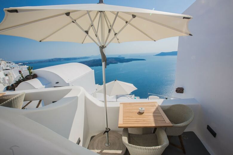 Chic Hotel Santorini