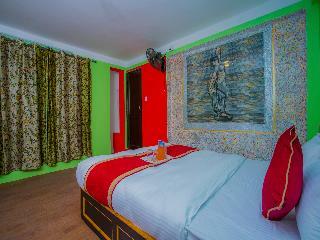 Hotel Hob Nob Garden Resort