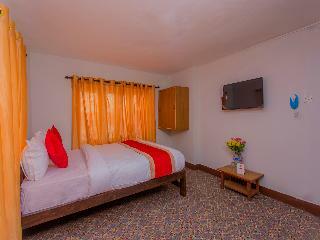Hotel White And Peace