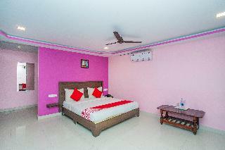 Hotel Oyo 5683 Sri Sai Suites