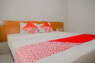 Hotel Oyo 1107 Rossan Villa