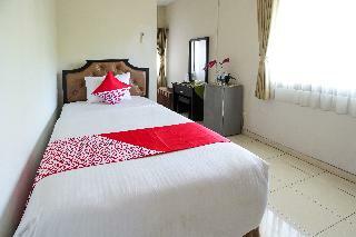 Hotel Oyo 734 Tuban Torres Accomodation