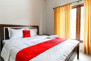 Hotel Reddoorz @ Jalan Palagan