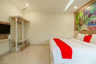 Hotel Reddoorz Plus @ Point Phila Cihampelas