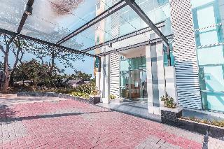 Hotel Oyo Flagship 1170 The Habitat Karawaci
