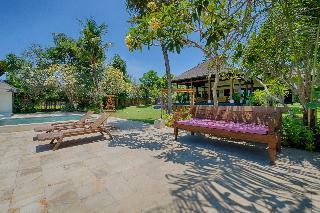 Kutus Kutus Ketewel Villa