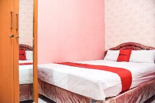 Hotel Reddoorz @ Pettarani Square