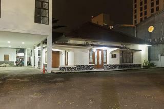 Hotel Reddoorz Plus Near Rs Pmi Bogor